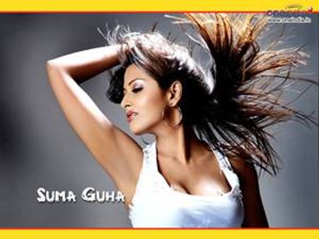 നെറ്റില്‍ നീലച്ചിത്രം: പരാതിയുമായി നടി