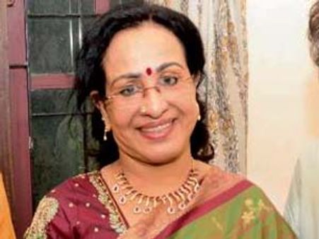 ഷീലയ്ക്ക് മുഖ്യമന്ത്രിയുടെ മുള്‍ക്കിരീടം വേണ്ട!