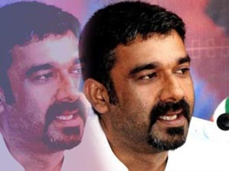 തിലകനായി ചിലര്‍ കള്ളക്കണ്ണീരൊഴുക്കുന്നു: രഞ്ജിത്ത്