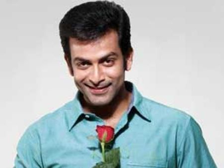 തട്ടത്തിന്‍ മറയത്തിന്റെ ലഹരിയില്‍ പൃഥ്വിരാജ്