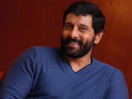 മകന്‍ സംവിധായകനോ നടനോ ആവും: വിക്രം