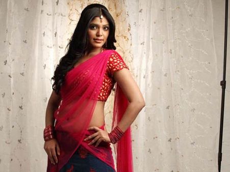 റിമയും ഗ്ലാമര്‍ റൂട്ടില്‍