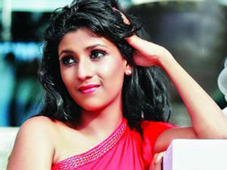 പഴയകാല 'ഒറീസ'യില്‍ സാനിക നന്പ്യാര്‍