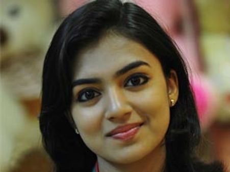 ധനുഷിന്റെ നായികയായി നസ്‌റിയ