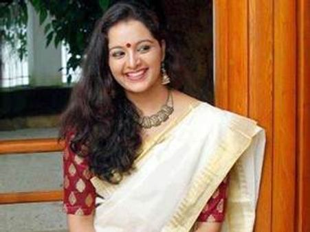സിനിമ മതിയായിട്ടല്ല അഭിനയം നിര്‍ത്തിയത് മഞ്ജു