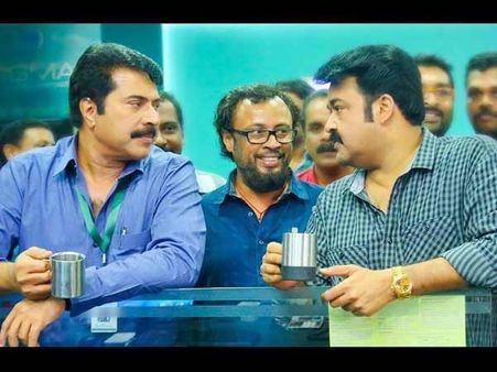 മമ്മൂട്ടി മുകളില്‍ മോഹന്‍ലാല്‍ താഴെ!!