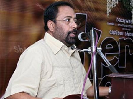 ഇനി സംവിധായകനാവാന്‍ ഇന്റര്‍വ്യു പാസ്സാവണം!