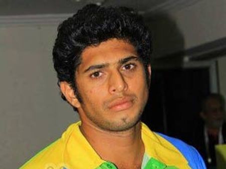 ബോളിവുഡിലും മദന്‍ മോഹന്റെ അരങ്ങേറ്റം