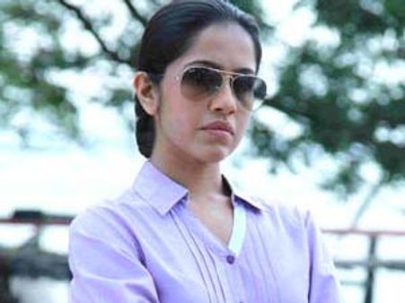 ഒറ്റ ഒരുത്തിയും ശരിയല്ല ; രഞ്ജിനി വീണ്ടും