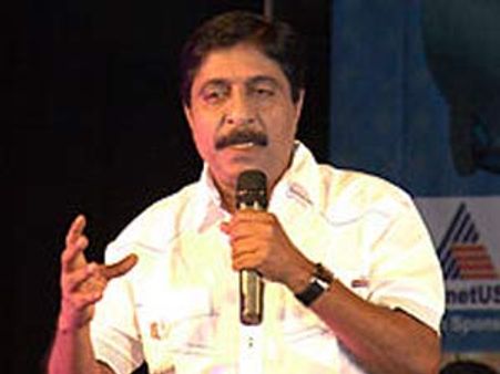 ശ്രീനിയുടെ വീപ്പിങ് ബോയ്