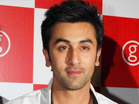 ലണ്ടനില്‍നിന്നെത്തിയ രണ്‍ബീറിന് 60000രൂപ പിഴയിട്ടു