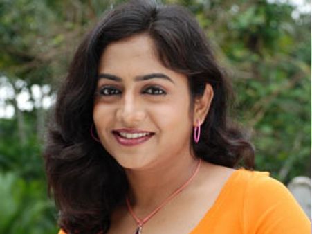 ലക്ഷ്മി ശര്‍മ്മ എയ്ഡ്‌സ് രോഗിയാകുമോ?