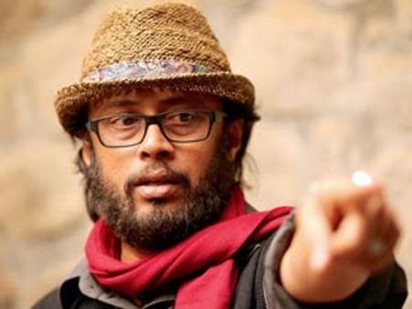 കെട്ടുവള്ളവും കായലും തേടി മലയാളസിനിമ