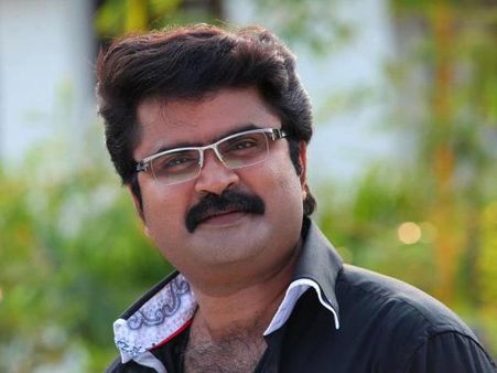 കിങ്ഫിഷറില്‍ അനൂപ് തിരക്കഥാകൃത്ത്