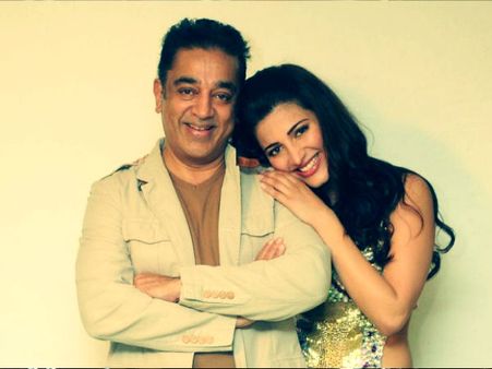 ശ്രുതിയുടെ വേശ്യാവേഷത്തിന് കമലിന്റെ ടച്ച് അപ്‌സ്