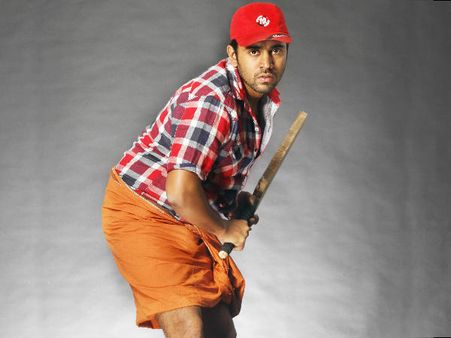 1983ല്‍ നിവിന്‍ പോളി സച്ചിനെപ്പോലെ