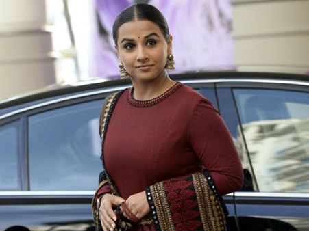 കാനില്‍ വച്ച് തവളയെത്തിന്നില്ലെന്ന് വിദ്യ ബാലന്‍