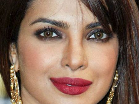 പ്രിയങ്കചോപ്രയോട് ഷാരൂഖിന്‍റെ ഭാര്യക്ക് ദേഷ്യം?