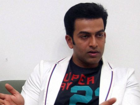 ലണ്ടന്‍ ബ്രിഡ്ജിന്‍റെ ആദ്യ പോസ്റ്റര്‍ റിലീസായി