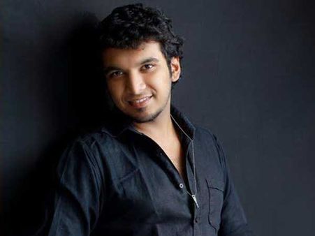 ബാദുഷ നായകനാകുന്ന ഗ്രാന്റ് ഫിനാലെ