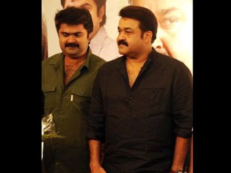 ലാലിന്റെ ഡേറ്റ് കിട്ടില്ലെങ്കില്‍ തിരക്കഥ കീറും