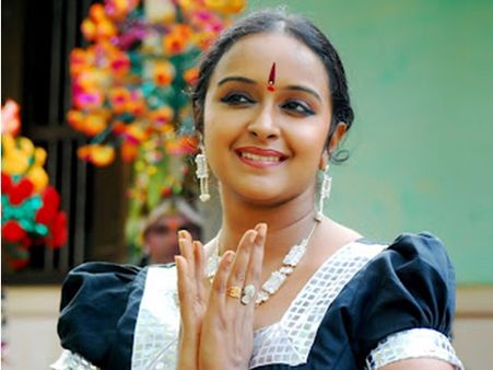 സെന്‍സര്‍ ബോര്‍ഡില്‍ നിന്നും ശാലുവിനെ മാറ്റും