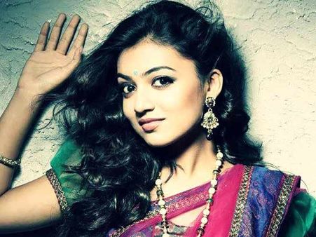 ഫേസ്ബുക്കില്‍ നസ്രിയയ്‌ക്കെതിരെ സദാചാര പൊലീസിങ്