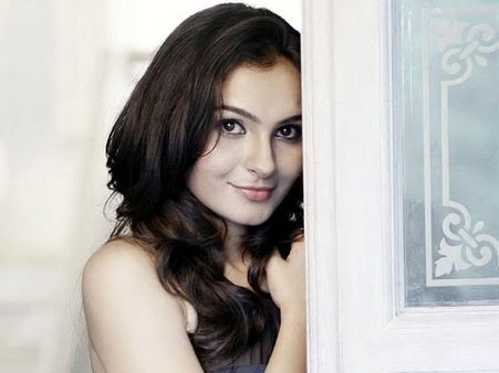 ആന്‍ഡ്രിയ ജെര്‍മിയ ഹോളിവുഡില്‍