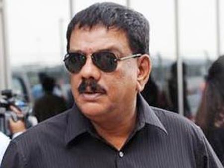 പ്രിയന് പനി; ഗീതാഞ്ജലിയുടെ ഷൂട്ടിങ് നിര്‍ത്തി