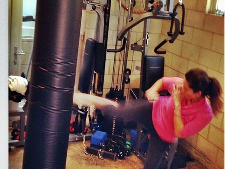 സണ്ണി ലിയോണ്‍ ബോക്‌സിങ് പഠിയ്ക്കുന്നു