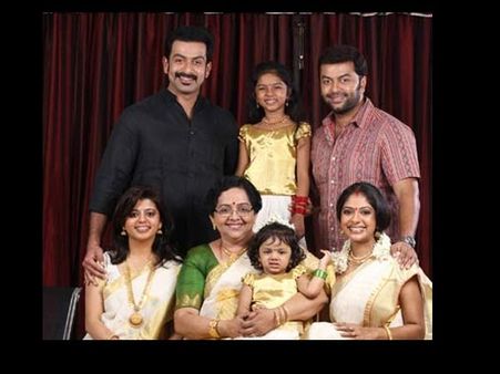 മലയാള സിനിമാ നടന്‍മാരും കുടുംബവും