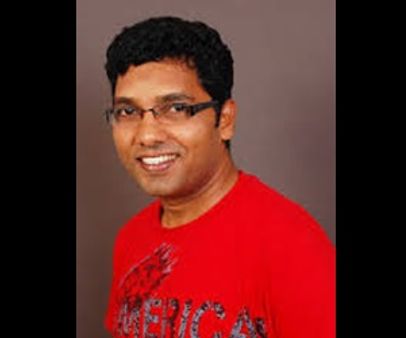 നിയാസ് ബക്കര്‍ 'മഞ്ഞ' നായകന്‍