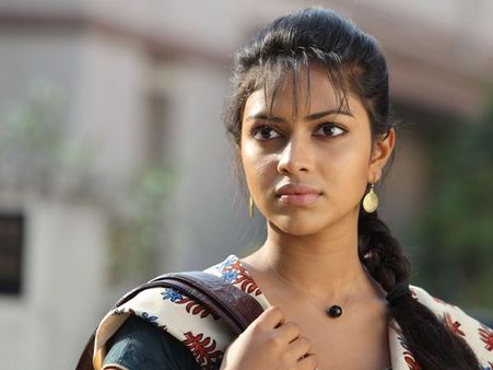 അക്ഷയ് കുമാറിന് നായികയായി അമല പോള്‍