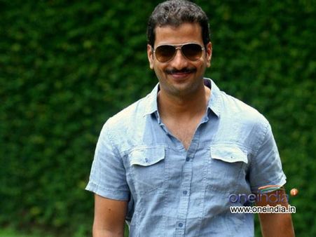 ജീവയുടെ അനുജന്‍ മലയാളത്തിലേക്ക്