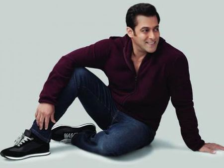 പുതിയ ചിത്രത്തില്‍ സല്‍മാന് പത്ത് നായികമാര്‍