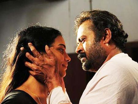 മനോജും ശ്വേതയും ഒന്നിയ്ക്കുന്ന കേള്‍വി