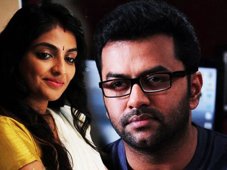 സാംപിള്‍ വെടിക്കെട്ടുമായി വെടിവഴിപാട്