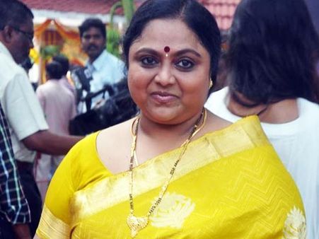 മുകേഷിന്റെ മുന്‍ഭാര്യ സരിതയെ ഓര്‍ത്തു പോകുന്നു
