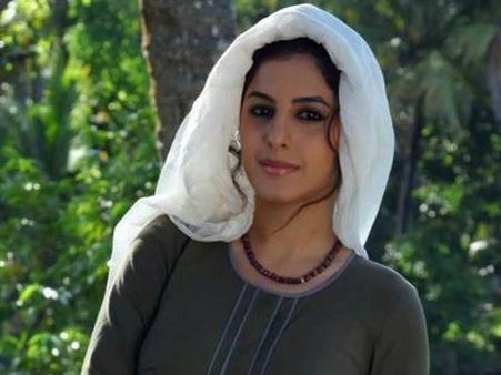 ഇഷാ തല്‍വാര്‍ വന്ന വഴി മറക്കുന്ന ആളല്ല