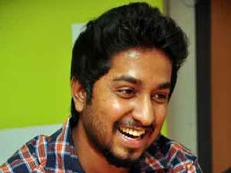 വിനീത് ശ്രീനിവാസന്‍ അതിഥിയായി എത്തുന്നു