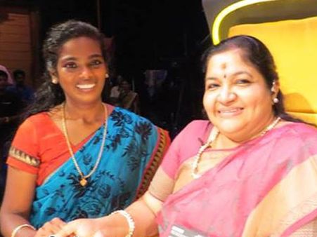 ജോണ്‍സന്റെ സംഗീതത്തിനായി ചിത്രയും ചന്ദ്രലേഖയും