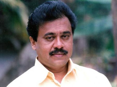 കൈതപ്രവും മോഹന്‍സിത്താരയും വിനയനൊപ്പം