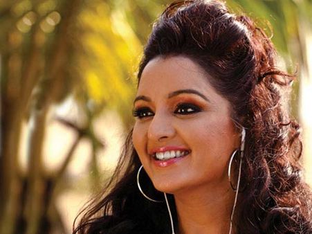 ഹൗ ഓള്‍ഡ് ആര്‍ യു ചിത്രീകരണം തടങ്ങി