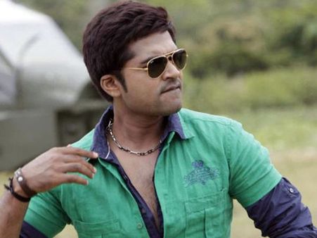 ചിമ്പു വീണ്ടും ഗായകന്‍