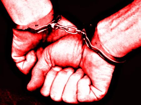 പുത്തന്‍ ചിത്രങ്ങള്‍ നെറ്റില്‍; ഒരാള്‍ പിടിയില്‍