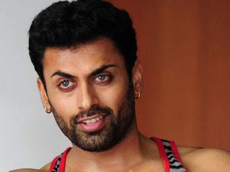 മിസ്റ്റര്‍ ഫ്രോഡിന് ശക്തനായ വില്ലന്‍!