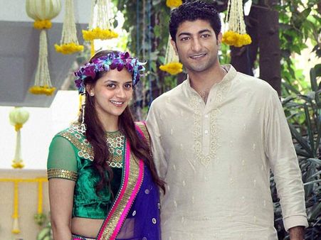 ഹേമ മാലിനിയുടെ മകള്‍ വിവാഹിതയായി