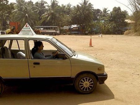 മഞ്ജു വാര്യര്‍ക്കും ലൈസന്‍സ് കിട്ടി