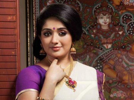 കാവ്യ മാധവന്‍ തിരിച്ചെത്തുന്നു