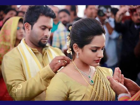 അജു വര്‍ഗീസിന്റെ കല്യാണ ഫോട്ടോകള്‍ കണൂ